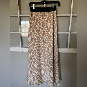 LuLaRoe Lucy skirt S (size 4-6) black and tan print